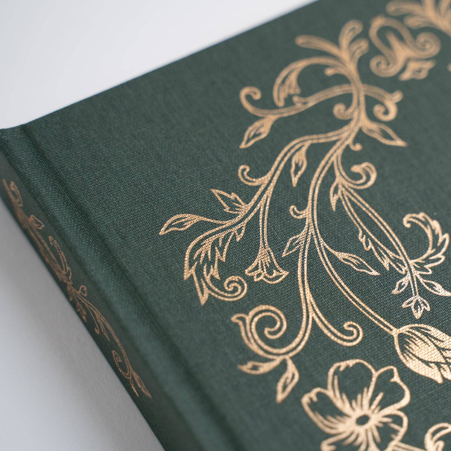 Antique Floral B6 Dot Grid Notebook