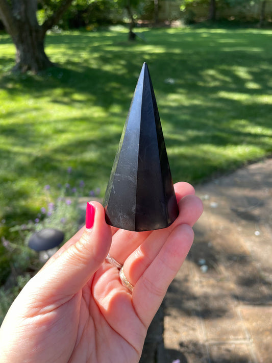 Shungite Pyramid, medium