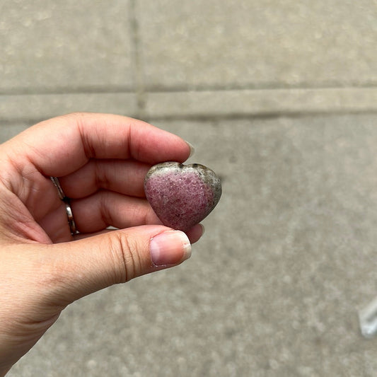 Rhodonite Mini Heart